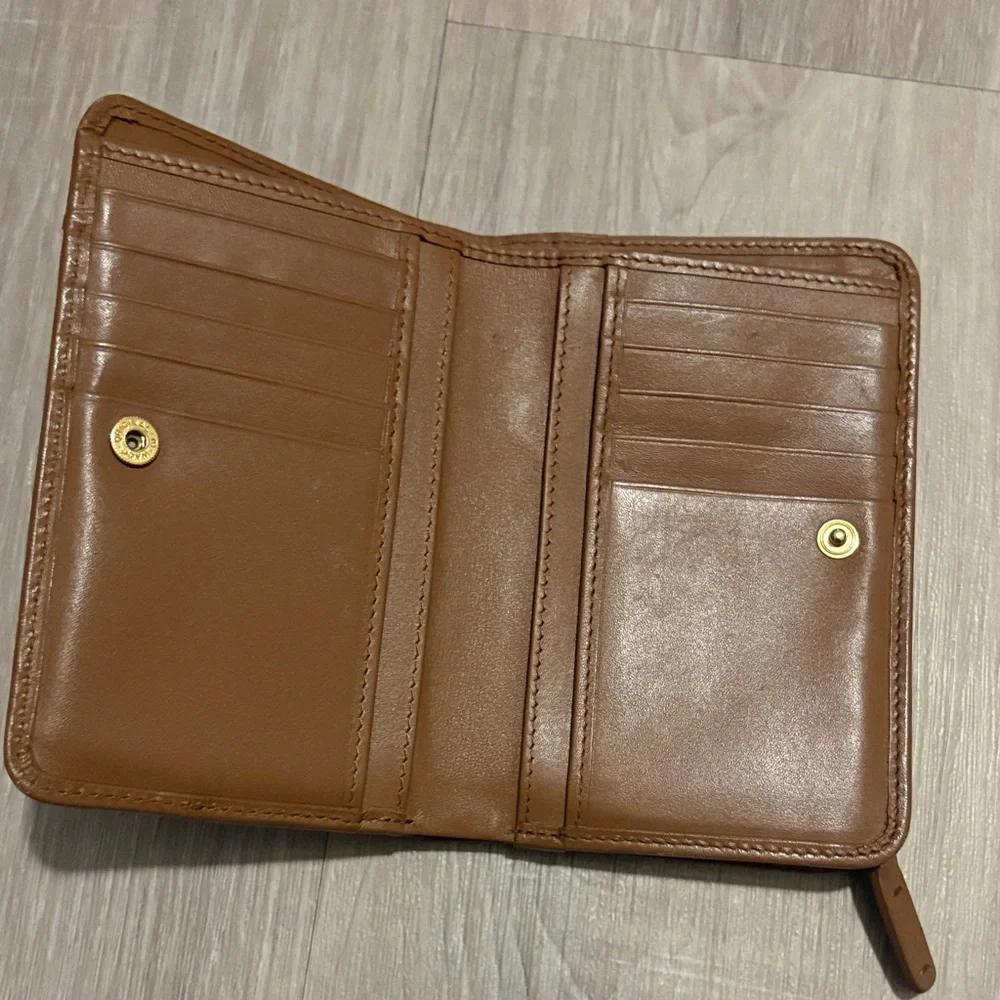 RADLEY LONDON Brown Leather Zip-Around Wallet with Gold Scottie Logo - Picture 3 of 6